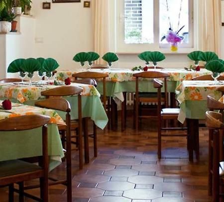 Albergo Lido Silvi Marina Εξωτερικό φωτογραφία