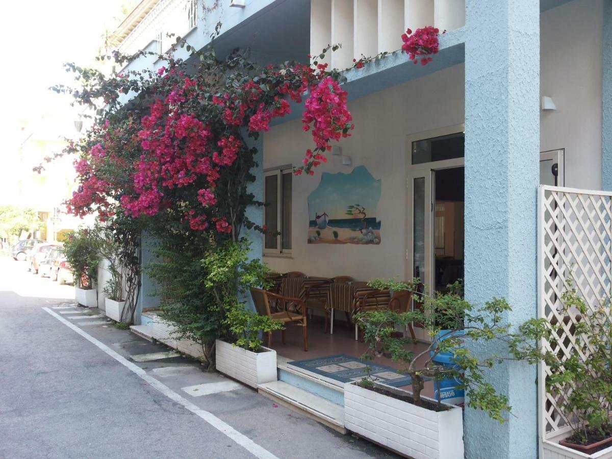 Albergo Lido Silvi Marina Εξωτερικό φωτογραφία